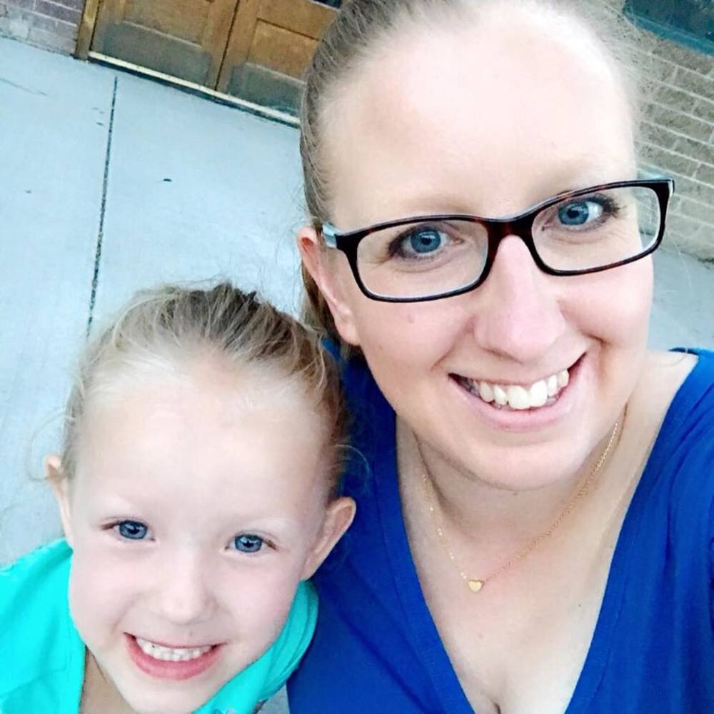 Meet your Posher, Linzi